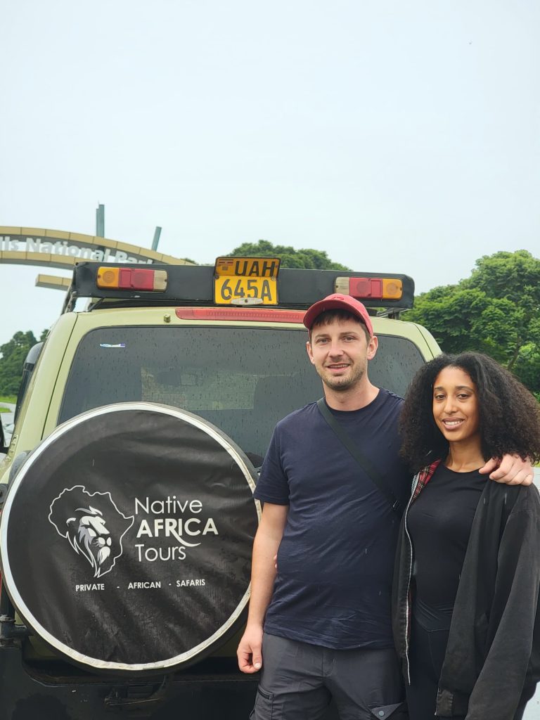 Can I do gorilla trekking in Rwanda and Uganda on the same trip? Discover permits, routes, border crossings, itineraries and trekking options.